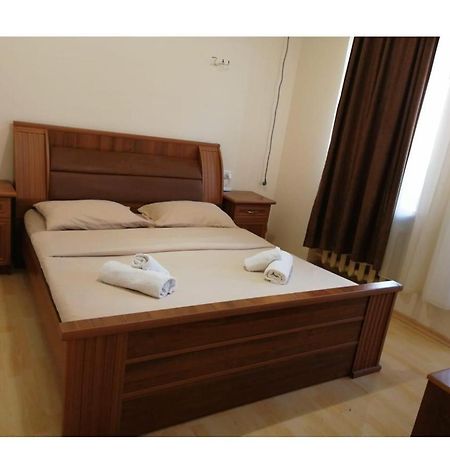 Classy And Cozy Hostel Γιερεβάν Εξωτερικό φωτογραφία